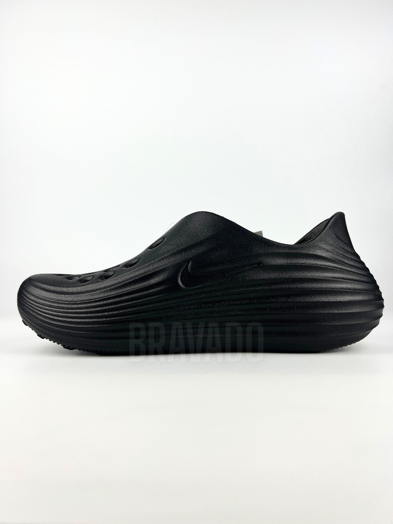 Nikee ReactX Rejuven8 "Triple Black"