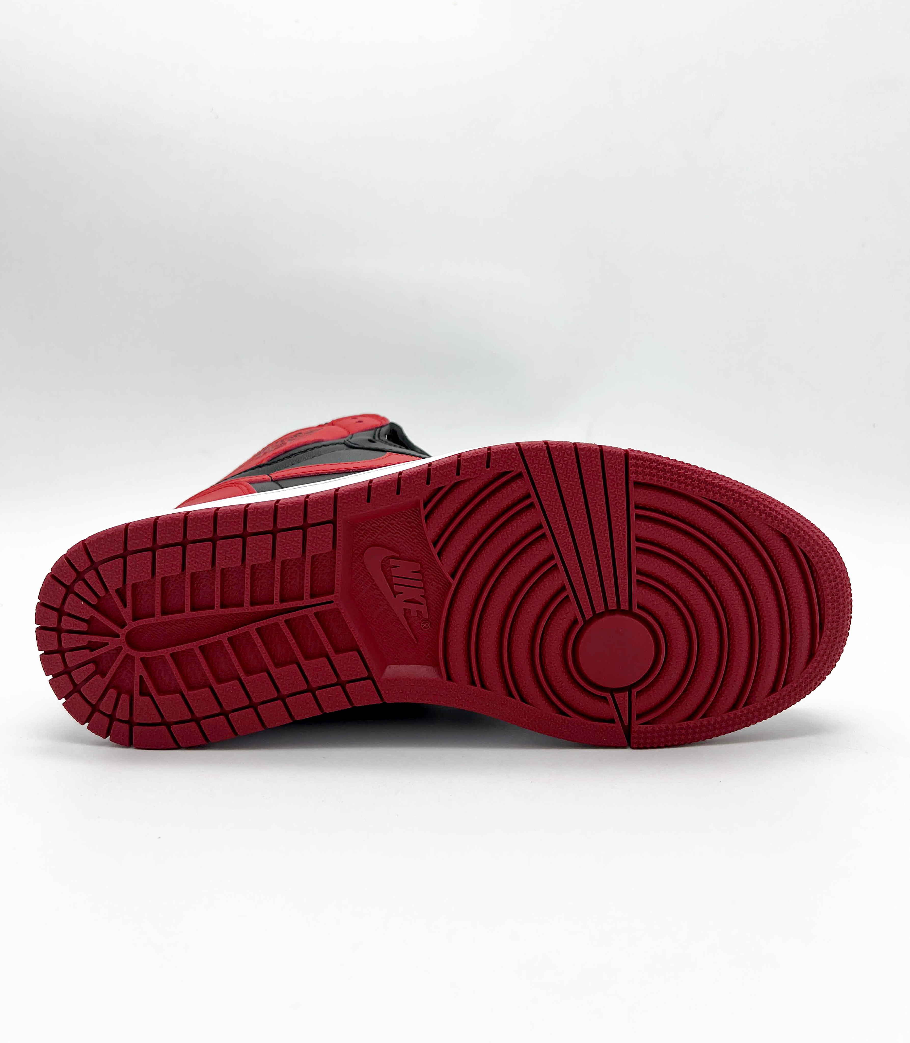 AJ1 Bred (PREMIUM)