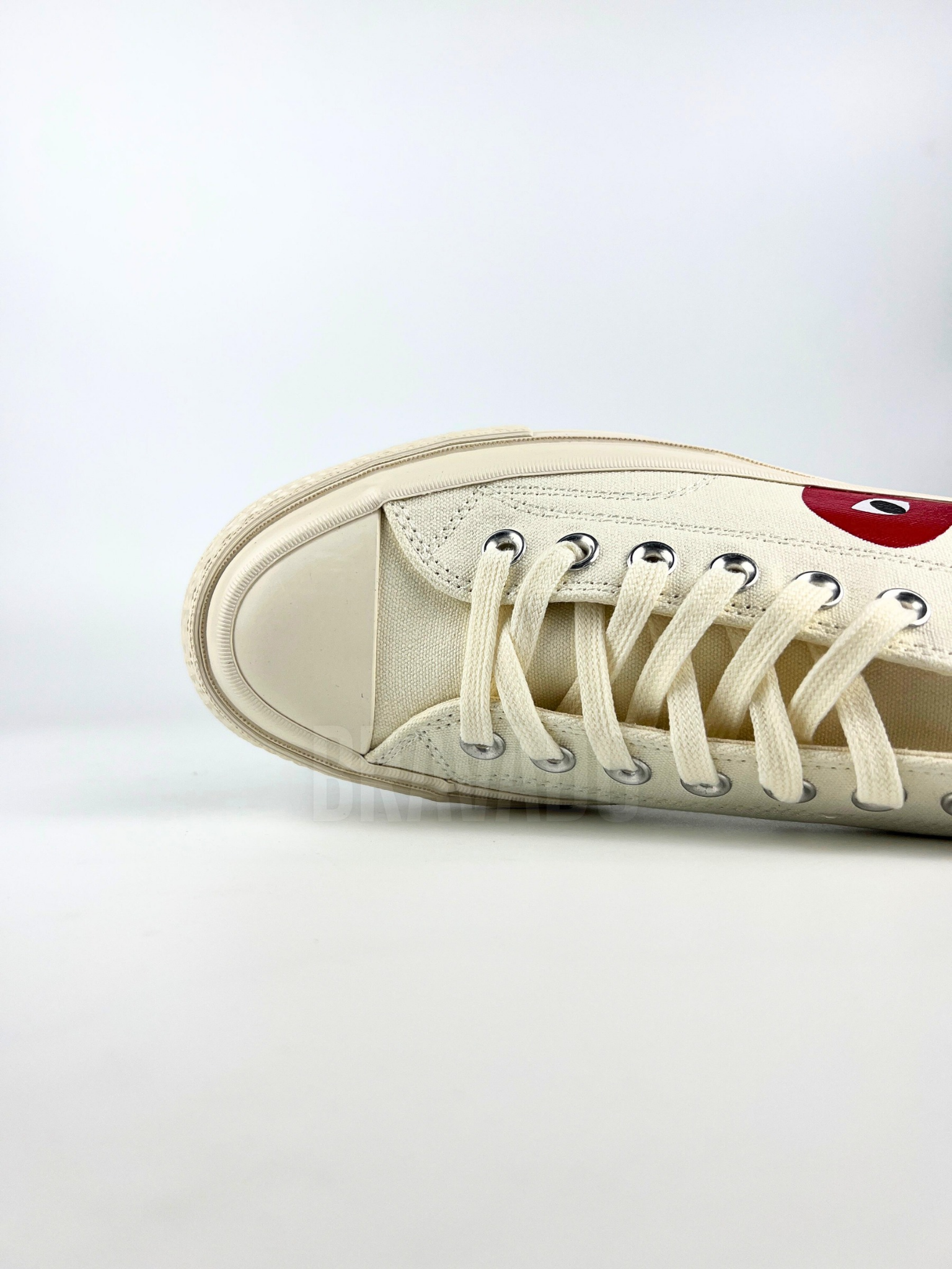 Chuck Taylor All-Star LOW CDG PLAY White (1:1 DOT PERFECT)