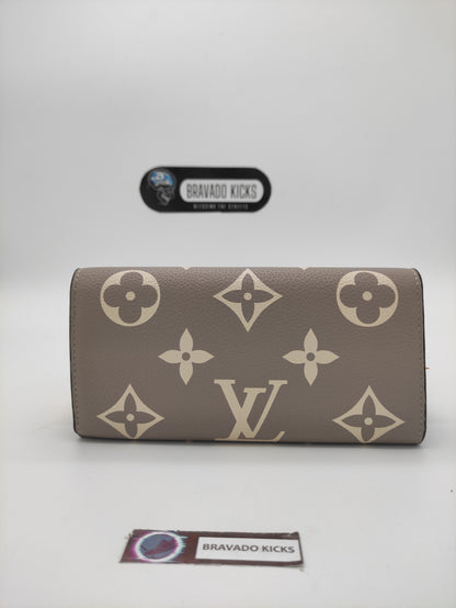 LV CLUTCH