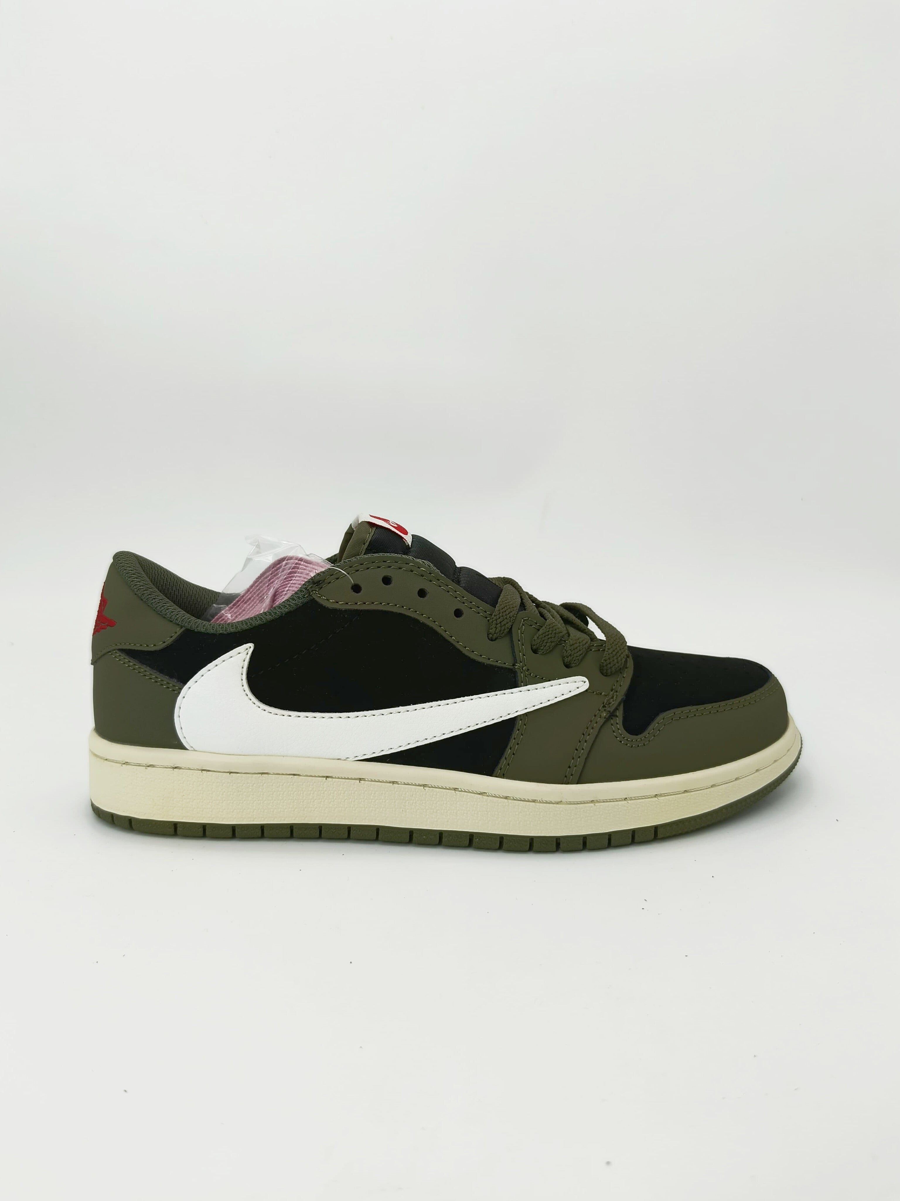 AJ1 low Travis Scott 