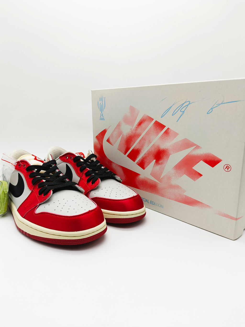 AJ1 Low Trophy Room Rookie Card Away