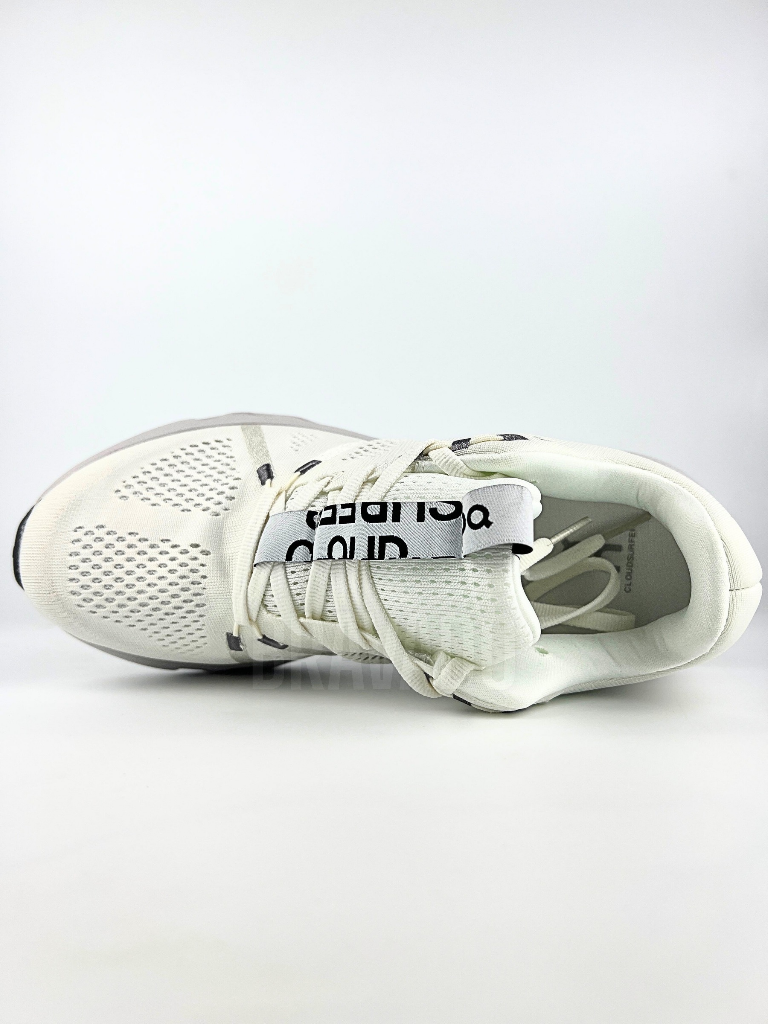 On CloudSurfer White